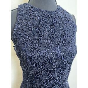 Carmen Marc Valvo Navy Lace Beaded Sleeveless Top – Size 4